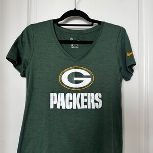 Women’s Nike Green Short Sleeve Tee